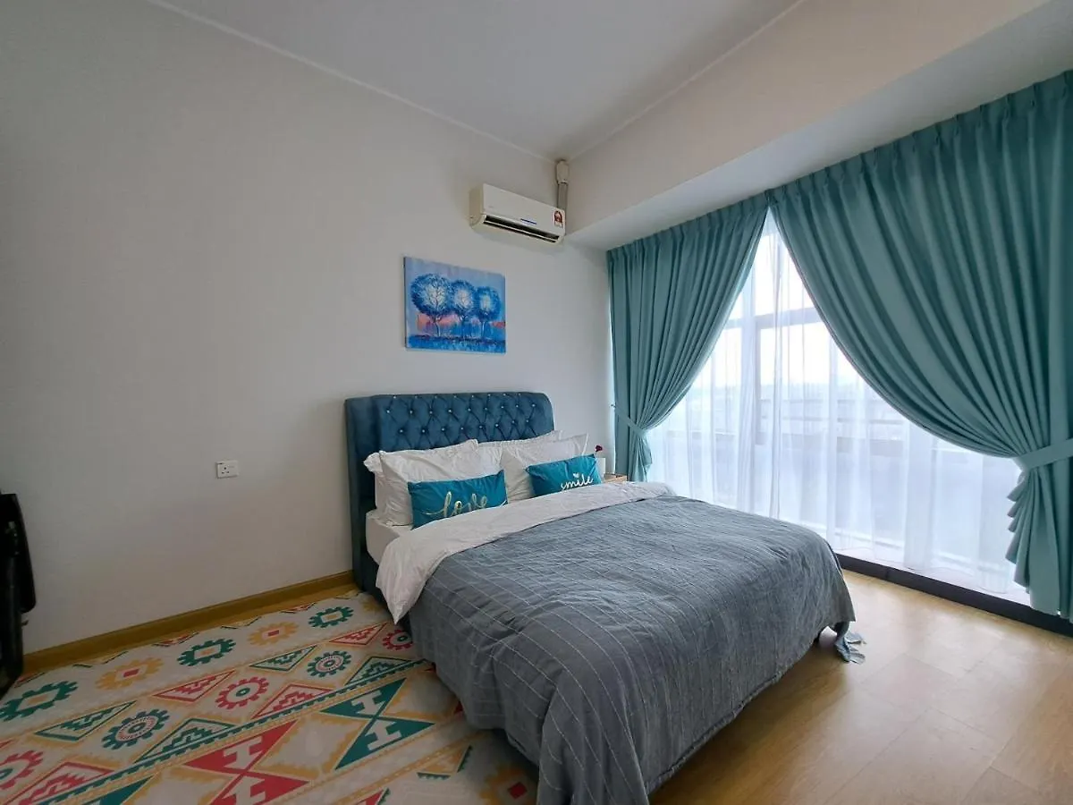 Cozy Home Country Garden At Dangabay Of Jb, Free Wifi And Streaming Johor Bahru Malaysia