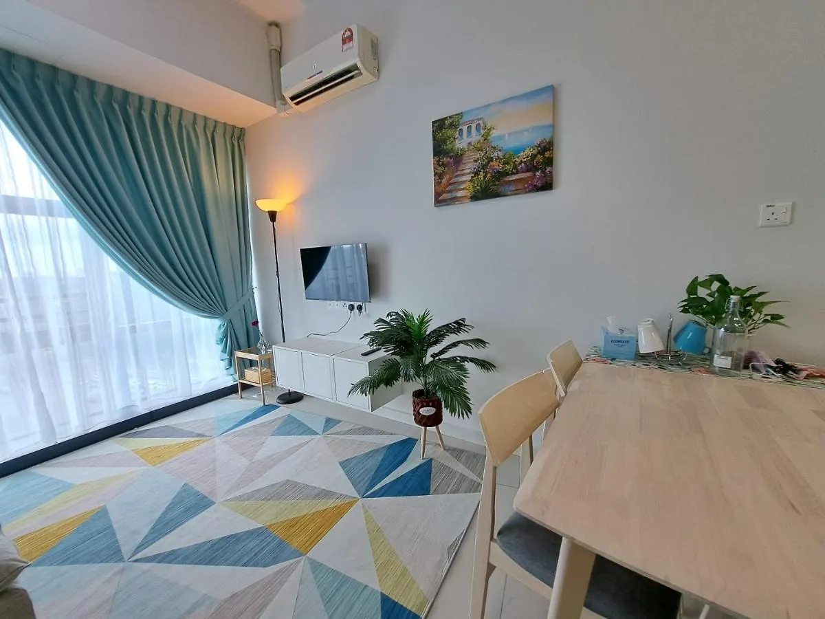Cozy Home Country Garden At Dangabay Of Jb, Free Wifi And Streaming Johor Bahru